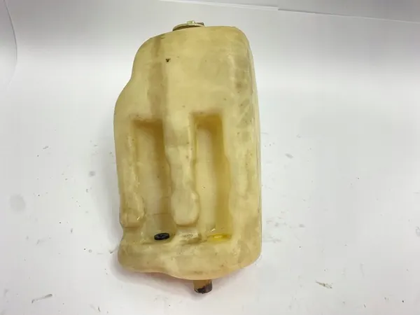 Lämmin tuulilasinpesunesteen säiliö Mercedes W124 image 2