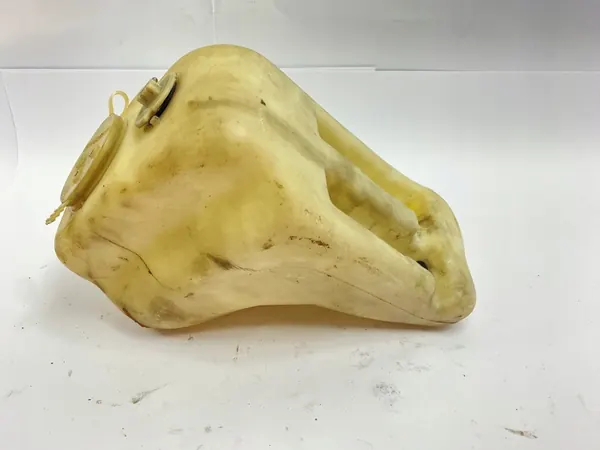 Lämmin tuulilasinpesunesteen säiliö Mercedes W124 image 3