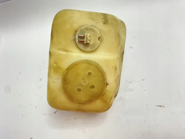 Lämmin tuulilasinpesunesteen säiliö Mercedes W124 image 4