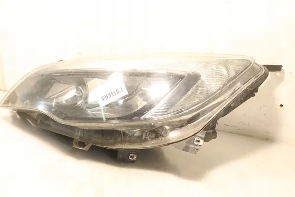 Vasen etuvalo Opel Astra J Lift image 6