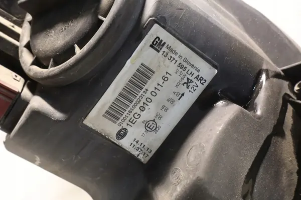 Vasen etuvalo Opel Astra J Lift image 7