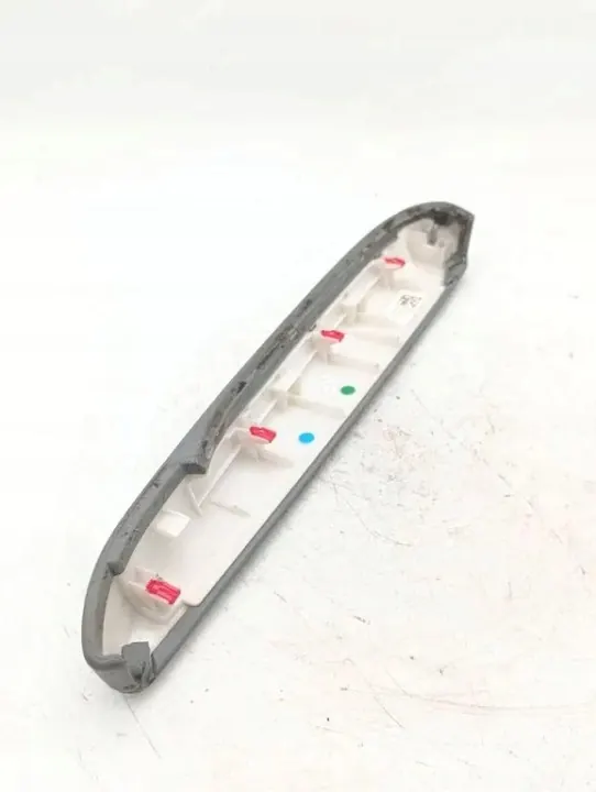 Accoudoir Toyota OEM 864660E030 - État d'occasion image 3