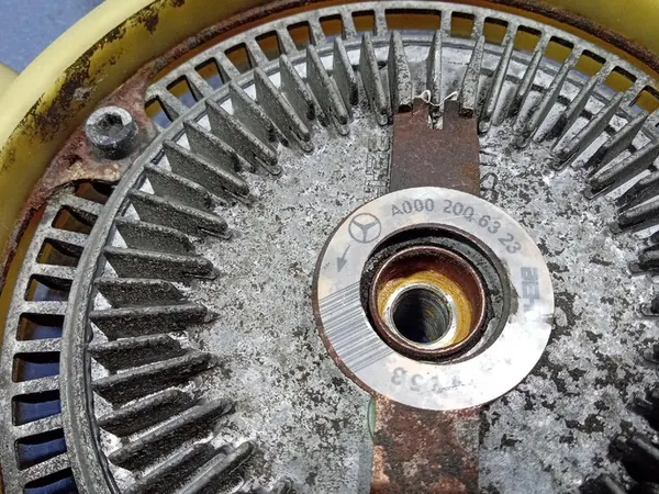 MERCEDES VITO W639 2.2 CDI Kylarrubrik A0002006323 image 3