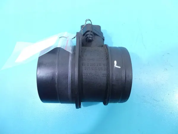 Linker Luftmengenmesser Porsche Cayenne I 4.8 T image 2