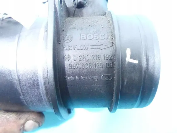 Linker Luftmengenmesser Porsche Cayenne I 4.8 T image 3