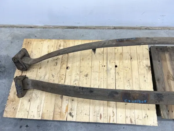 Resorte Mercedes Sprinter W906 OEM MMAUTKO-21440 image 4