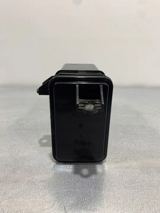 Mitsubishi FBZ19111 Brandstofdampkoolstoffilter image 2