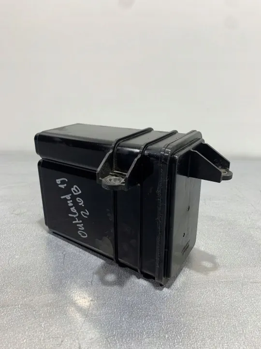 Mitsubishi FBZ19111 Brandstofdampkoolstoffilter image 4