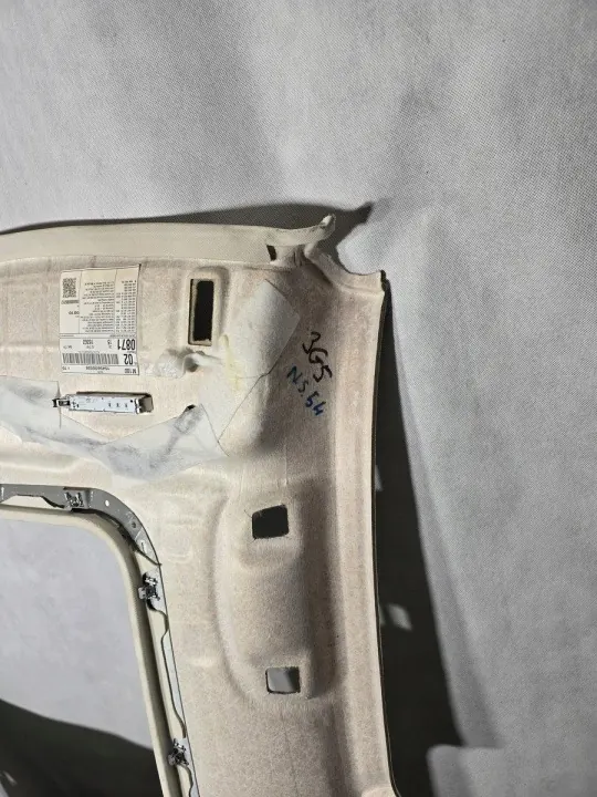Luz techo VW Passat B8 OEM 3G0857551D image 8