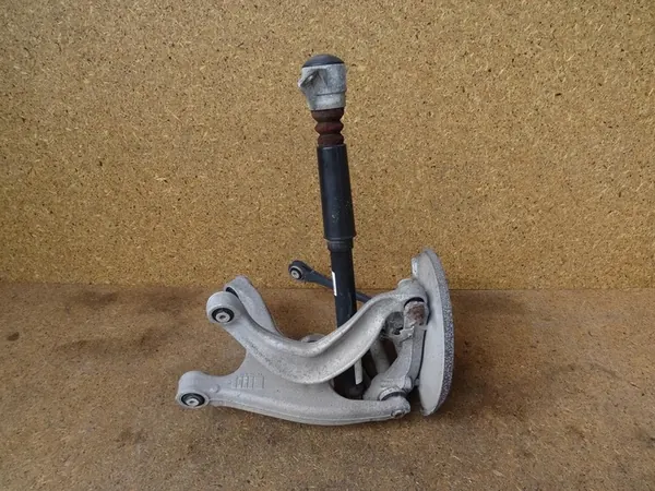 AUDI A4 B8 8K Braccio Oscillante Destro Posteriore con Ammortizzatore OEM image 3