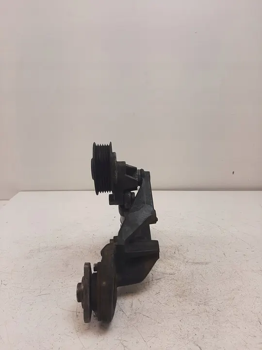 Volkswagen Crafter 2010 Vaihtovirtapatterin kiristin image 5