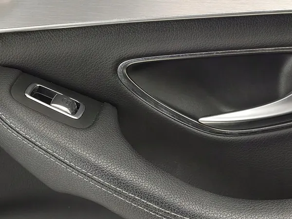 OEM A2055401492 Tapicería Puerta Derecha Delantera Mercedes C W205 image 6