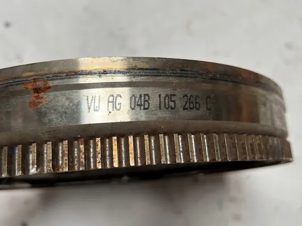 Volante de Dupla Massa VW Polo 1.4 TDI OEM 04B105266C image 3