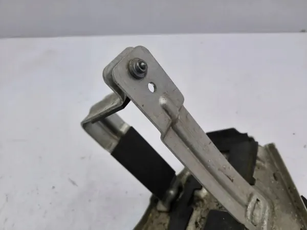 BMW I3 Batterifäste OEM 8602812 - Begagnad image 6