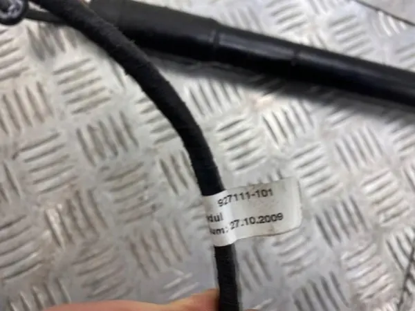 Porsche Panamera 970 bakluckstång OEM - Begagnad image 4