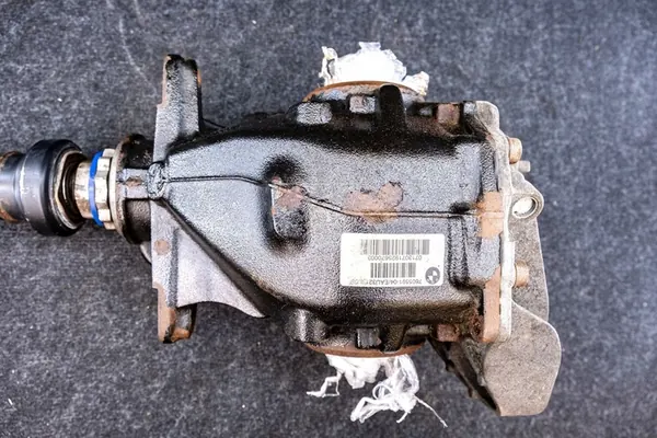 Diferencial trasero BMW 3 F30 F35 F31 7605591 image 7