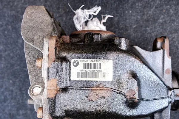 Diferencial trasero BMW 3 F30 F35 F31 7605591 image 8