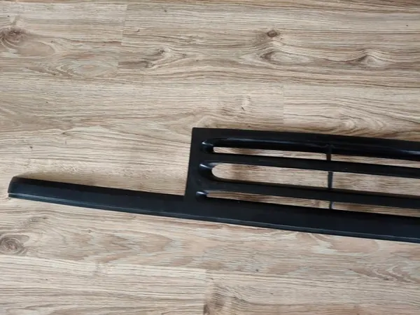 VW Vento Grill Front Black Without Badge image 2
