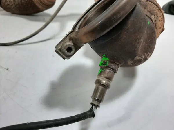 Skoda OE Katalysator OEM 1S0131723A image 9