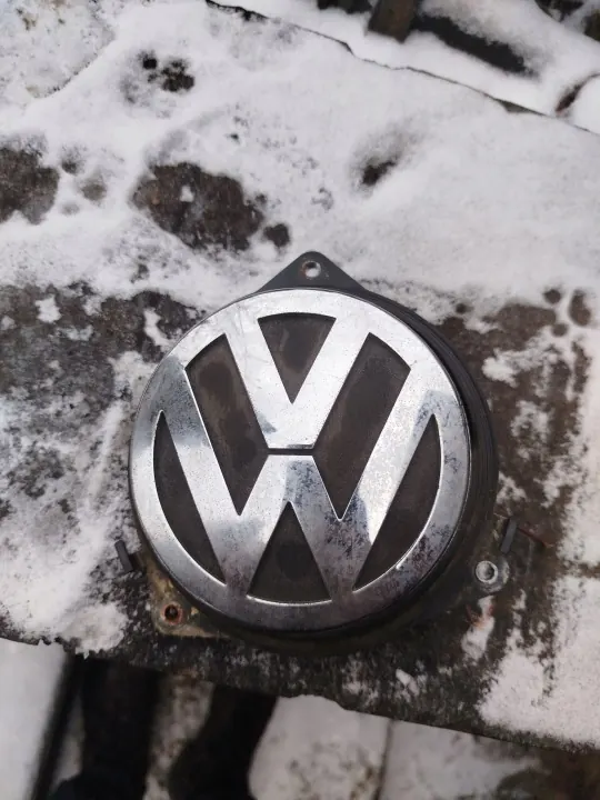 Poignée de coffre OEM 3C5827469E pour VW Passat CC image 2