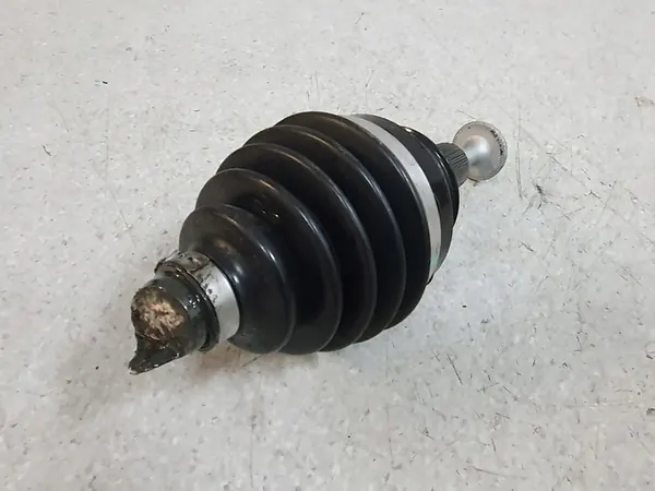 CLA W118 W177 W247 Axe CV Avant Gauche Droite OEM image 3