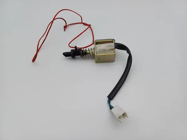 Atuador de tampa de combustível Alfa 166 60621031 image 1