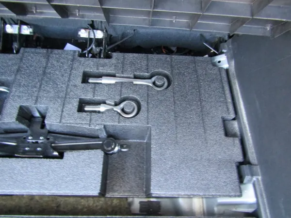 Mazda CX5 I KE Domkraft OEM AK-6-95886 image 3