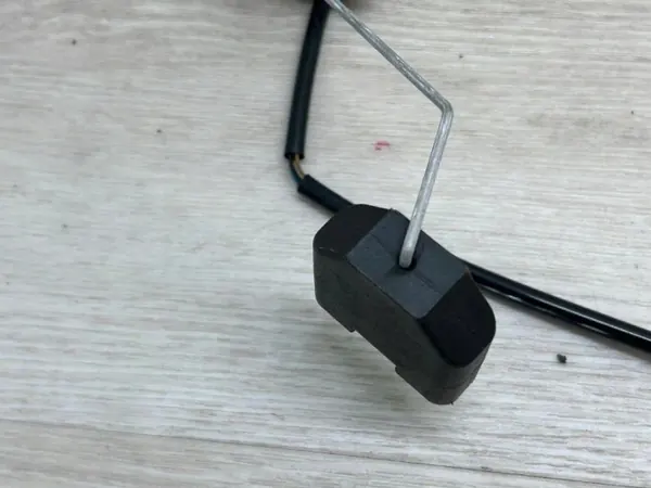 Sensor de nivel de combustible OEM 7P0919673D Porsche Cayenne image 5