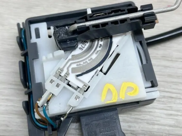 Sensor de nivel de combustible OEM 7P0919673D Porsche Cayenne image 6