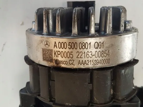 POMPA ACQUA MERCEDES A0005000801 image 2