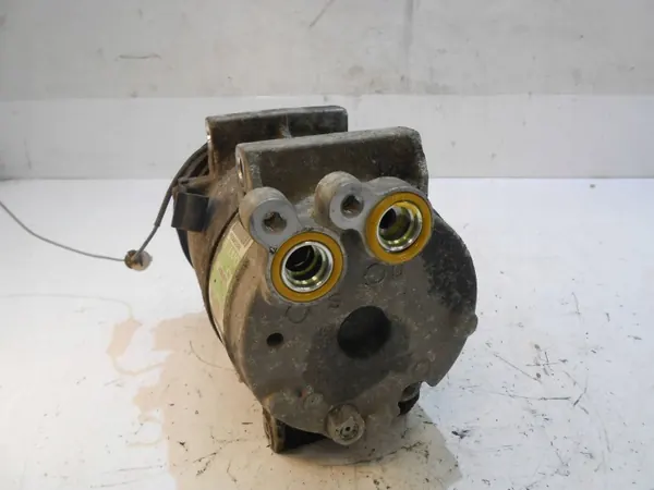 Compresor A/C Volvo OEM 30665339 para S80 V70 image 3