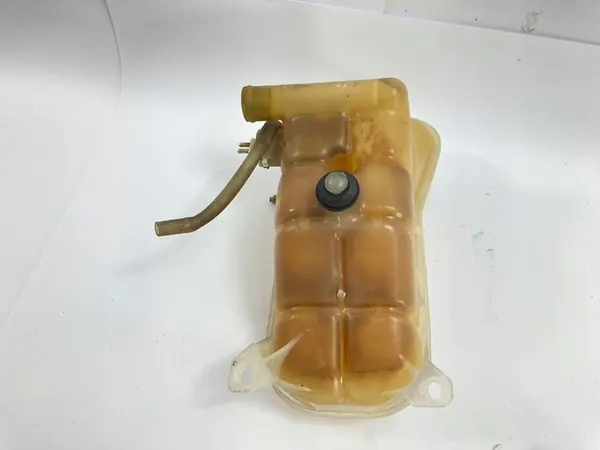 Jäähdytysnesteen laajennusastia Mercedes W124 W201 1245000649 image 9