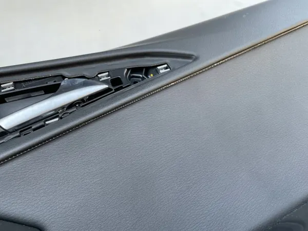 Panneau de porte avant OEM 4G1867022A Audi A6 C7 image 4