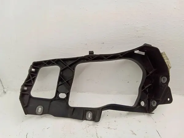 Montage de phare droit Volkswagen Touareg II 2012 image 2