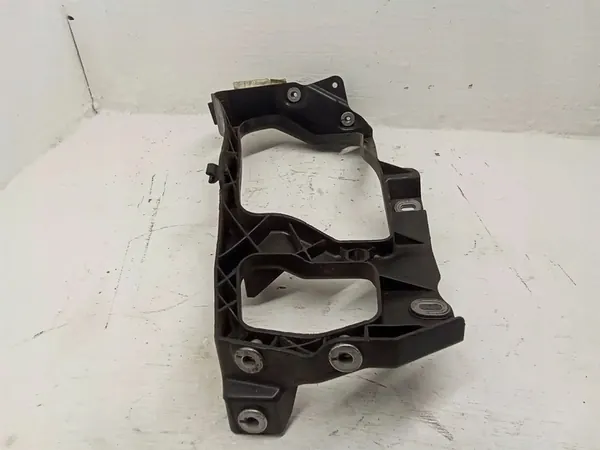 Montage de phare droit Volkswagen Touareg II 2012 image 3