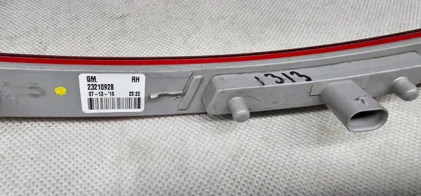 OEM 23210928 Rechter omtrekreflector voor Corvette C7 image 3