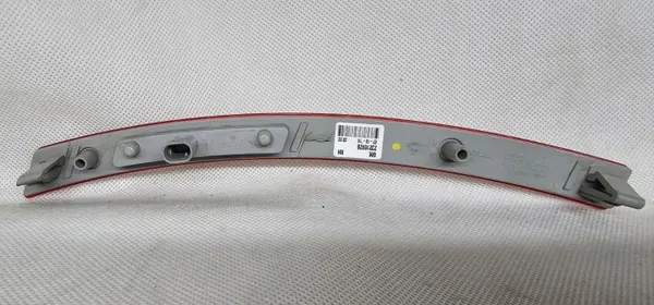 OEM 23210928 Rechter omtrekreflector voor Corvette C7 image 4