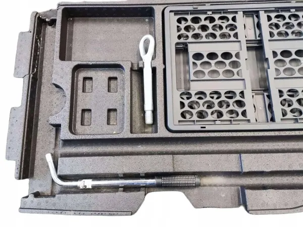 Insertion Polystyrène Coffre Mercedes C/E Classe W204 OEM 4L0863462 image 3