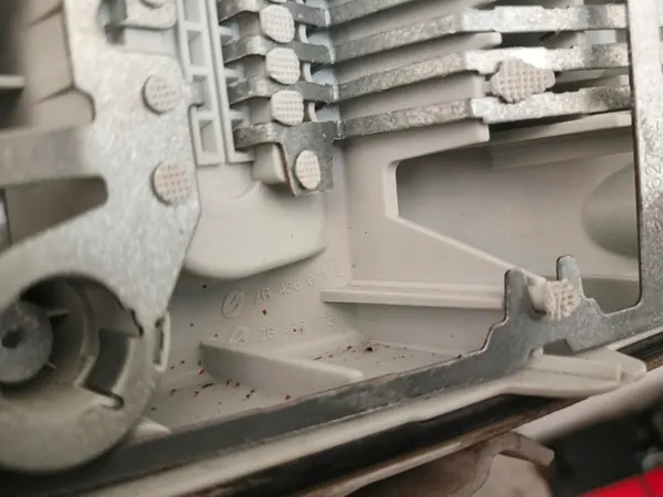 Support de lampe arrière gauche Audi A6 C6 Sedan OEM image 3