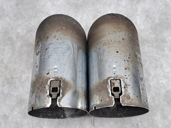 Becs d'échappement Audi A4 B9 8W OEM 8W0253825B image 3