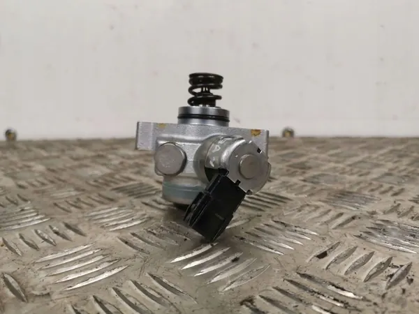 Subaru Forester SK 2019 Korkeapainepumppu OEM 16625AA070 image 5