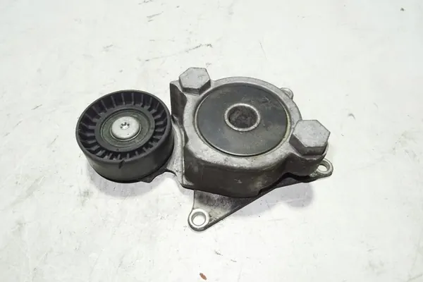 Bälte spännare Toyota Avensis T25 166200R010 image 3