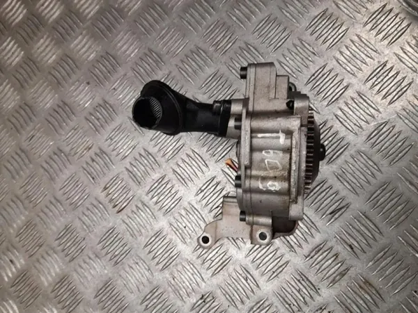 Oliepomp OEM 03C105Q voor Seat Alhambra 2011 image 3