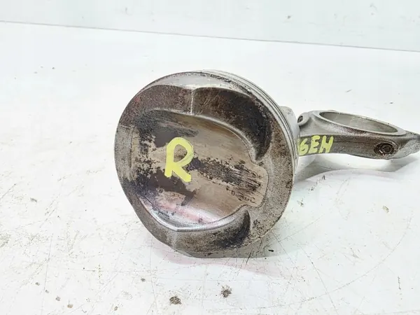 Pistón + Biela Audi 3.0 TFSI OEM R6EH - Derecho image 6