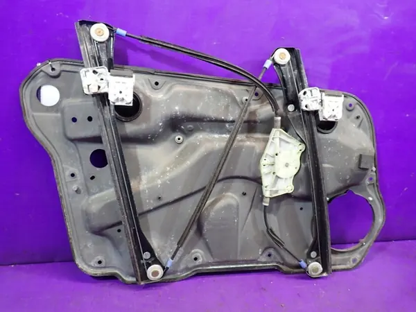 VW GOLF IV HB 5D 97-06 Elevador de Vidro Dianteiro Direito 1J4837462D image 2