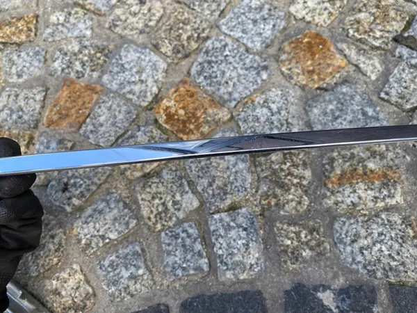 AUDI A6 C5 Etupuskuri Trim Oikea Kromi OEM 4B0807174E image 6