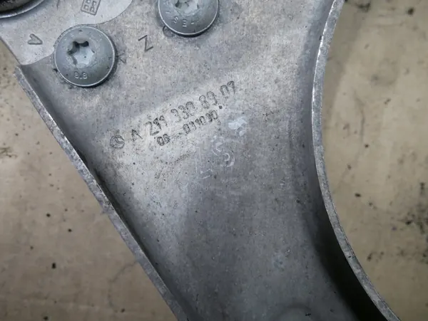 Främre vänster styrarm Mercedes CLS W219 C219 A2113308907 image 3