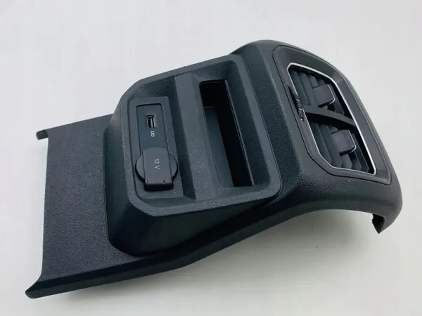 OEM 5NA864131 12V-aansluiting achter voor VW Tiguan image 10