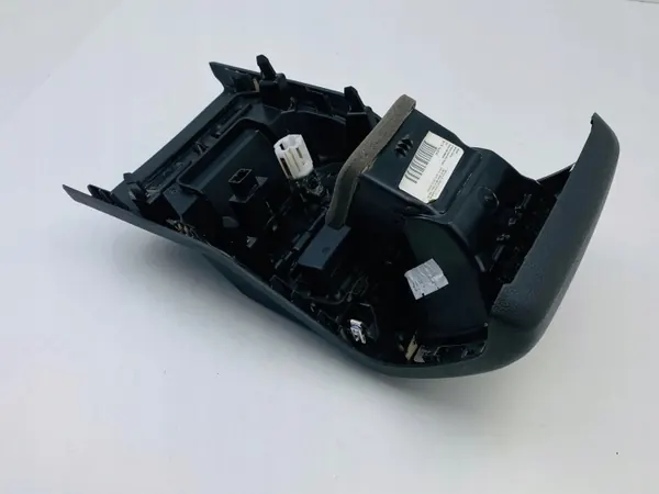 OEM 5NA864131 12V-aansluiting achter voor VW Tiguan image 7