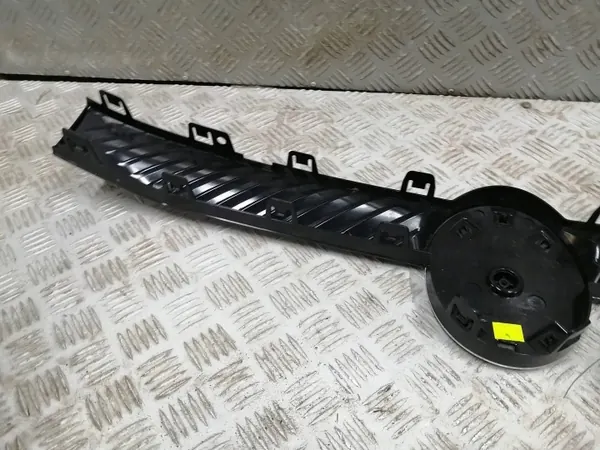 Soporte Logo Citroen C3 IV OEM 9856498680 - Pieza Usada image 5
